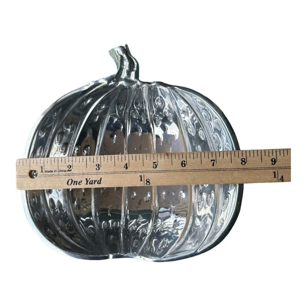 Sonoma Home Goods Metal Holiday Pumpkin Shaped Bowl 8 Inch Silver‎ Tone Aluminum